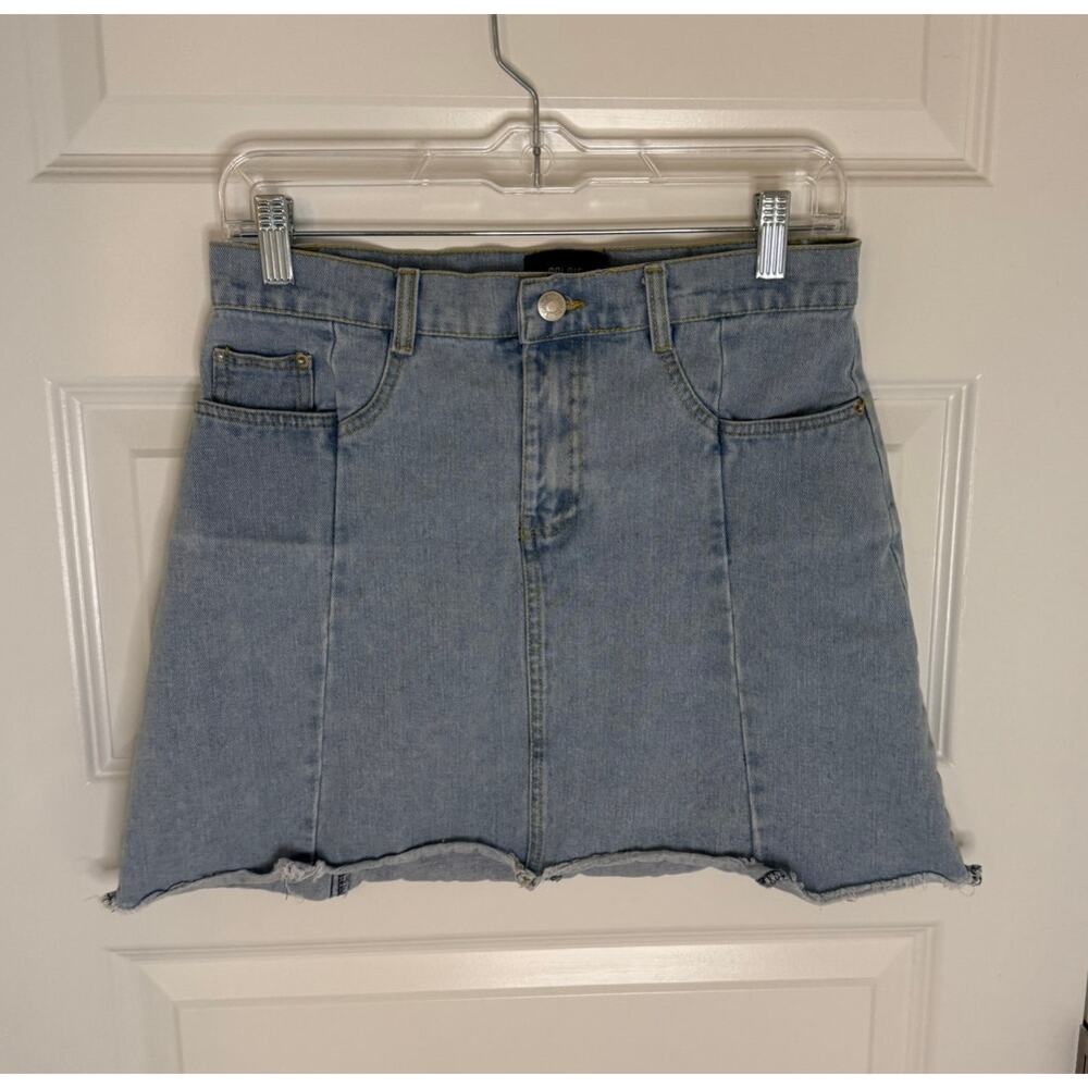 Goldie London Light Wash Denim Mini Skirt Raw Hem High Waist Size M